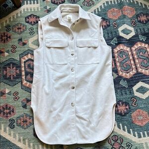 H&M Sleeveless Cream Button-Up Vest